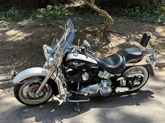 HARLEY-DAVIDSON SOFTAIL DELUXE 